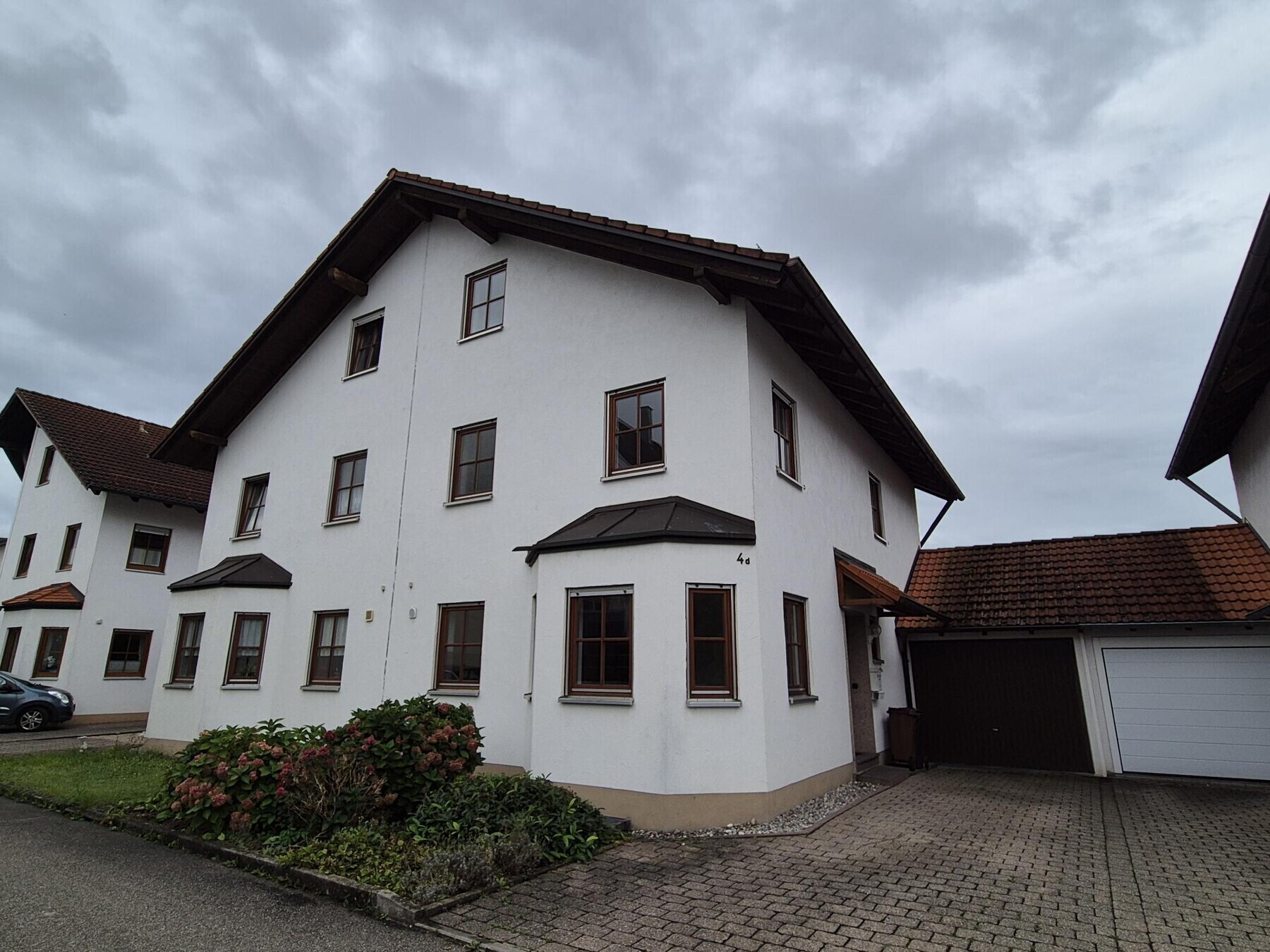 Hofeinfahrt Ostseite