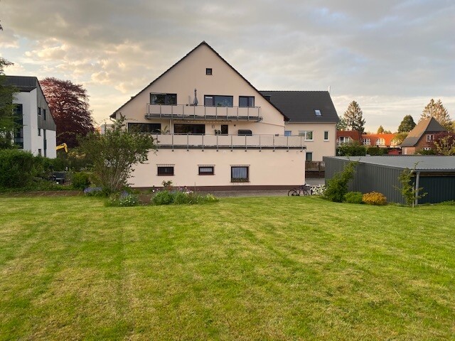 Hausansicht vom Garten