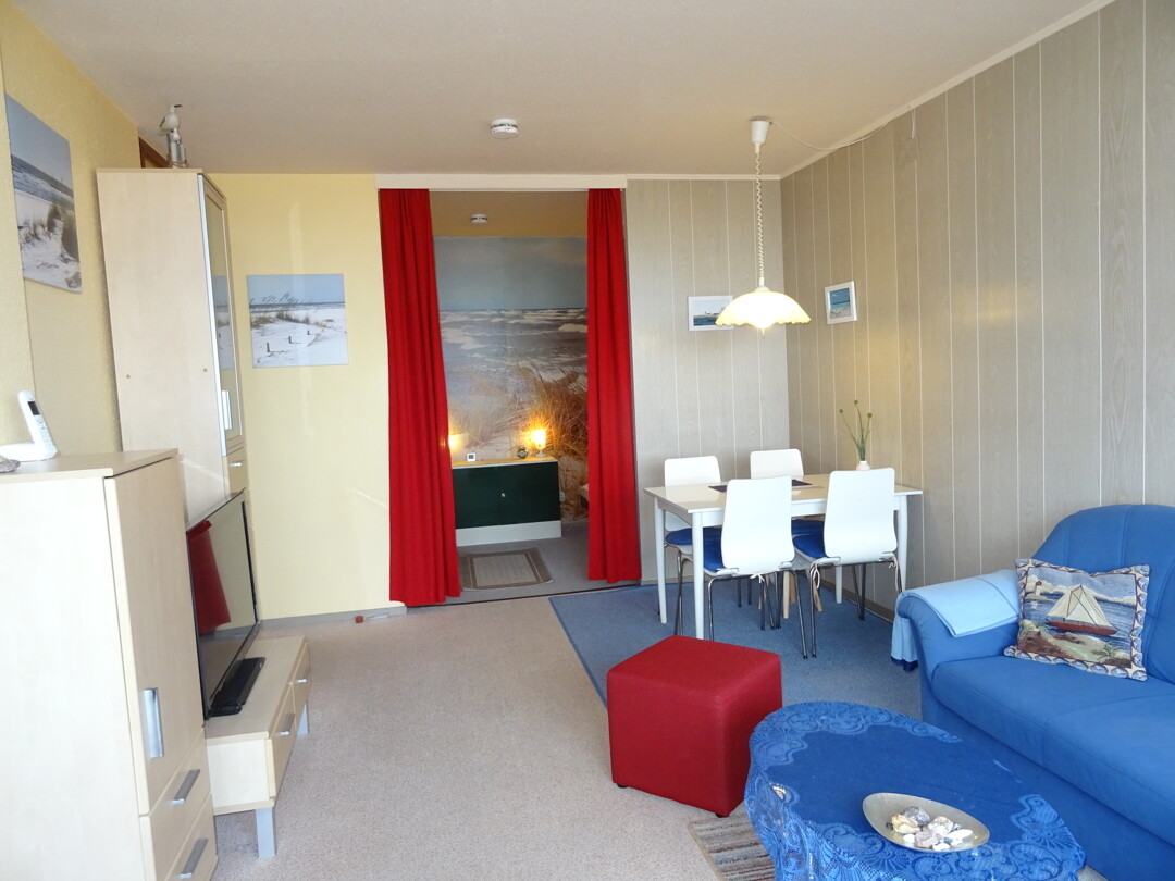 Wohnzimmer/Essbereich