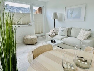 Wohnzimmer zum Balkon