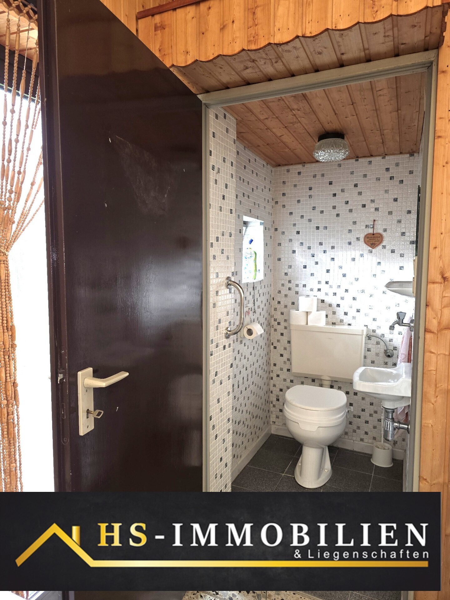 EG Wintergarten Toilette