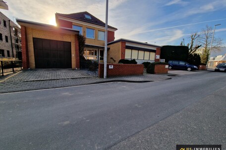 Ansicht Front links