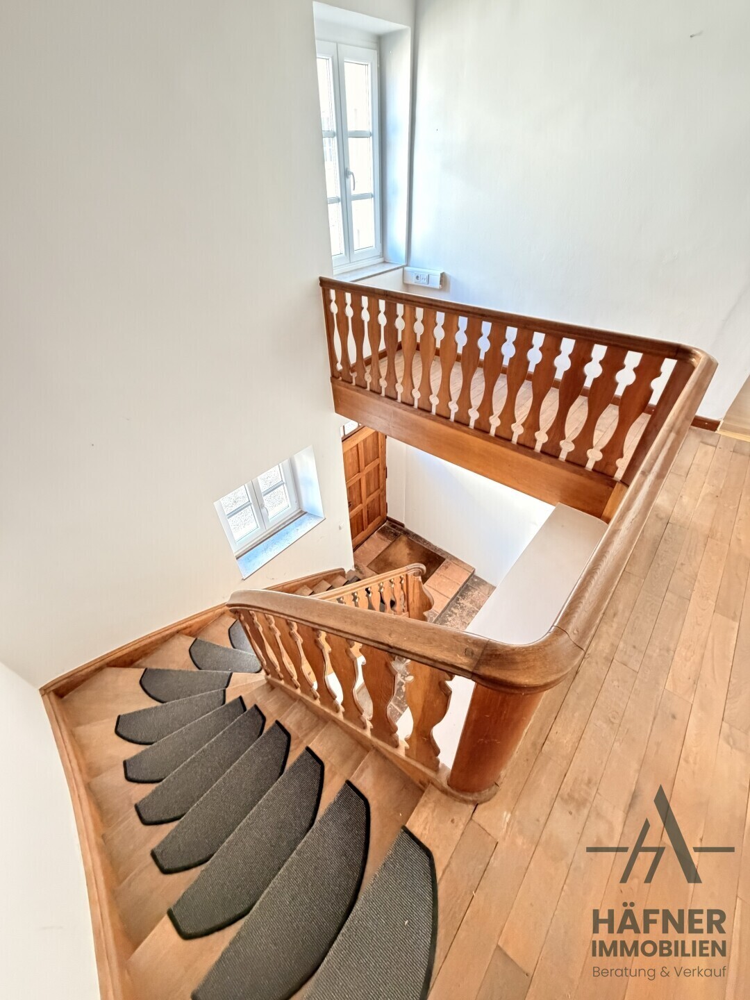 Treppenhaus_Hintereingang