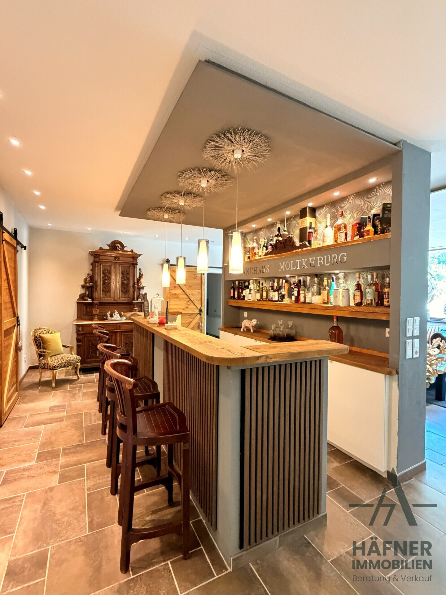 Bar_EG