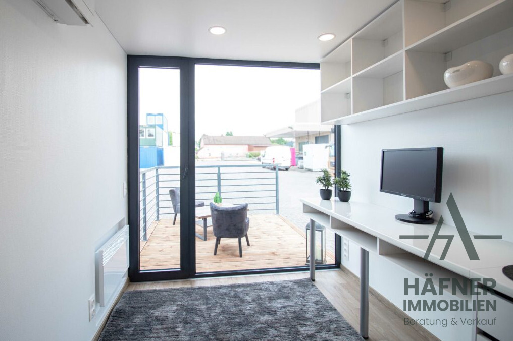 Wohnraum mit Zugang Terrasse