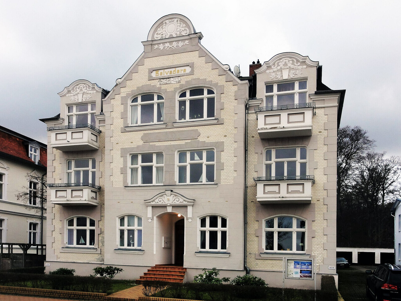 hausansicht-belvedere-2048x1536