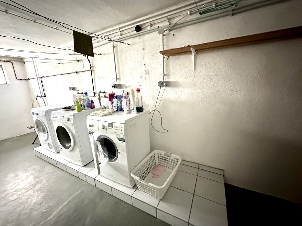 BC14935E-1C60-4E7E-A218-4AAFC12E542D