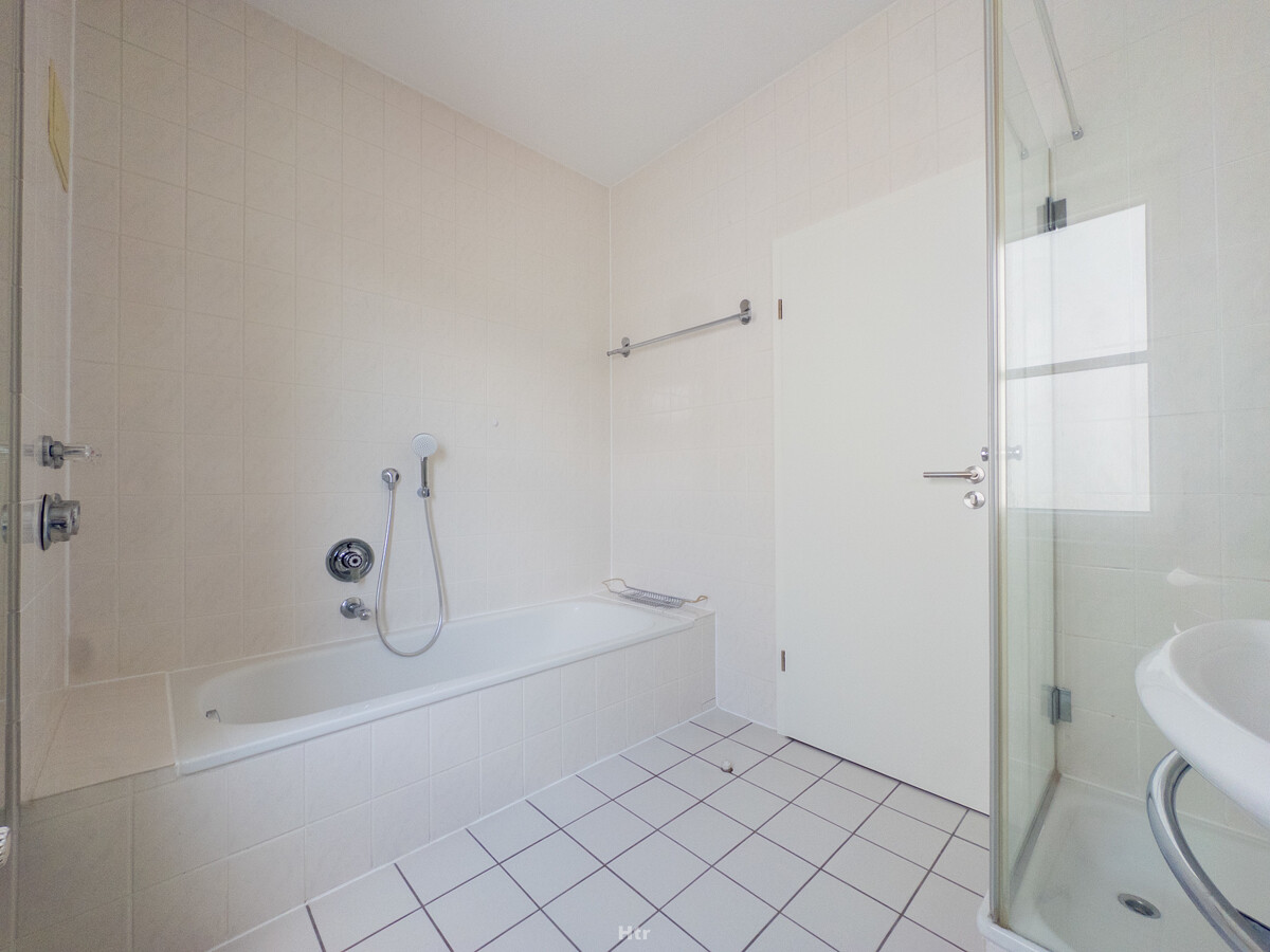 Kronberg - Schicke Dachwohnung-07