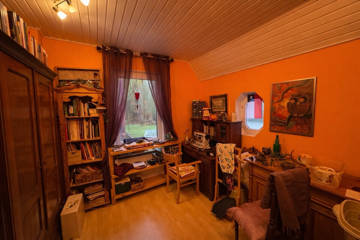 Schlafzimmer 2 OG