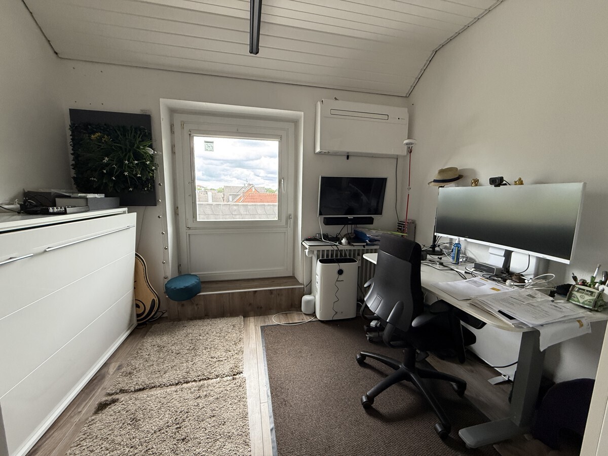 Büro /Kinderzimmer