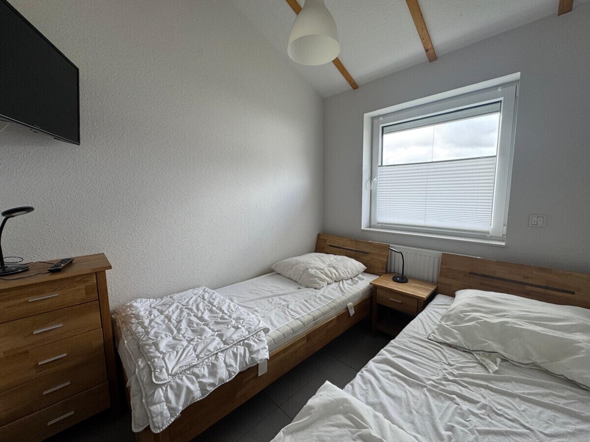 Schlafzimmer 2