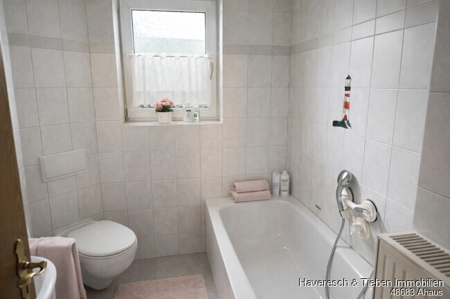 Badezimmer EG