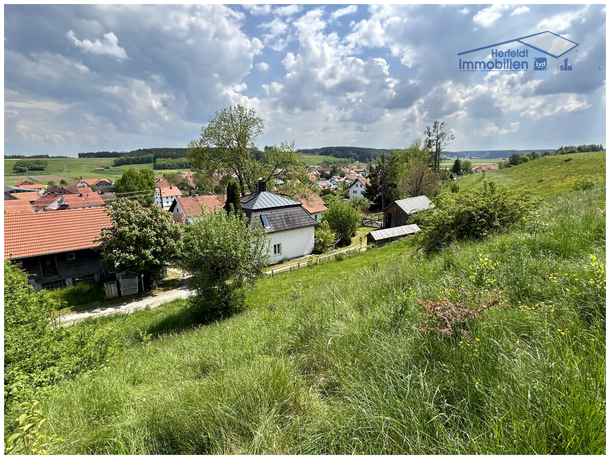 Sehr schöner Ortsrandblick