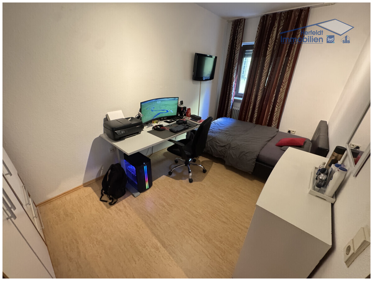 Ankleide-, Gäste-, Kinderzimmer oder Büro