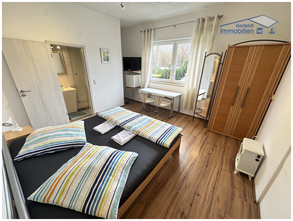 Schöne Gästezimmer/Büros