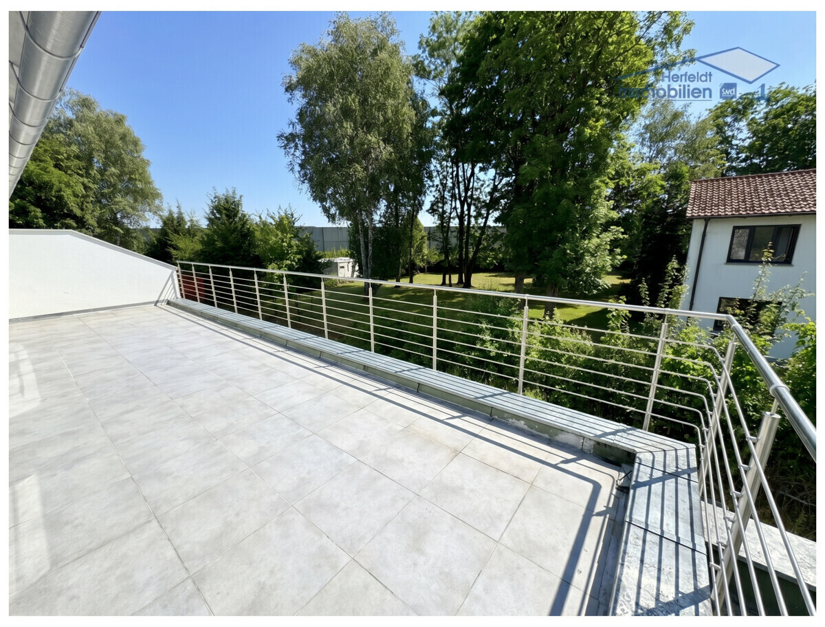 Sonnige Süd-West-Dachterrasse