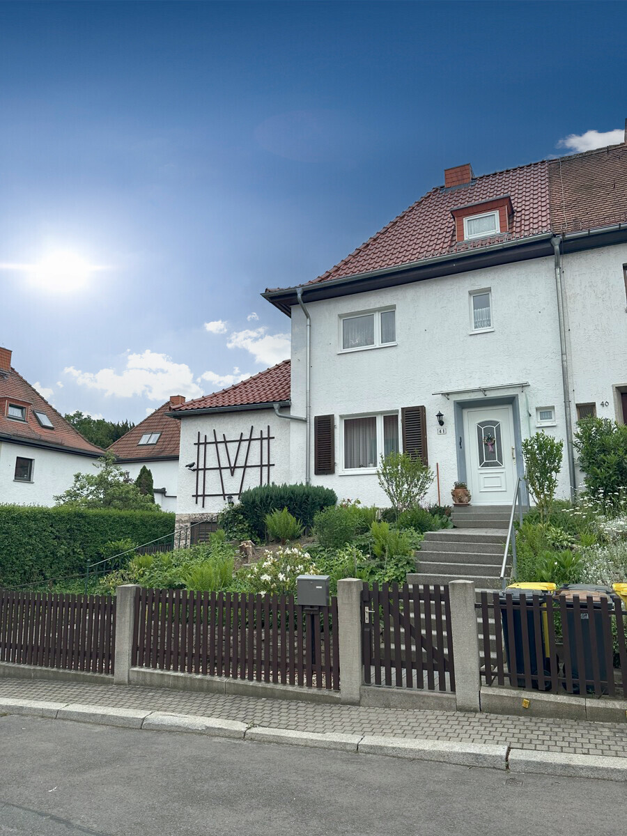 Straßenansicht