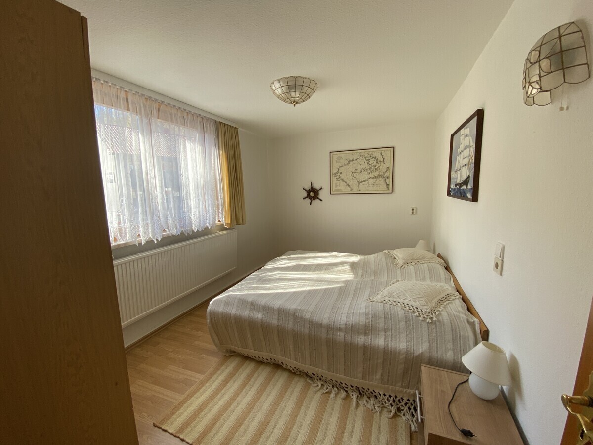 Schlafzimmer EG (2)