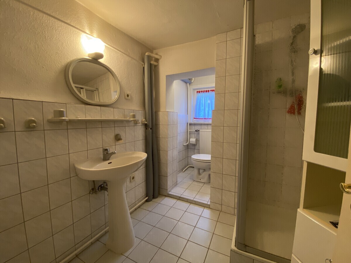 Dusche EG 