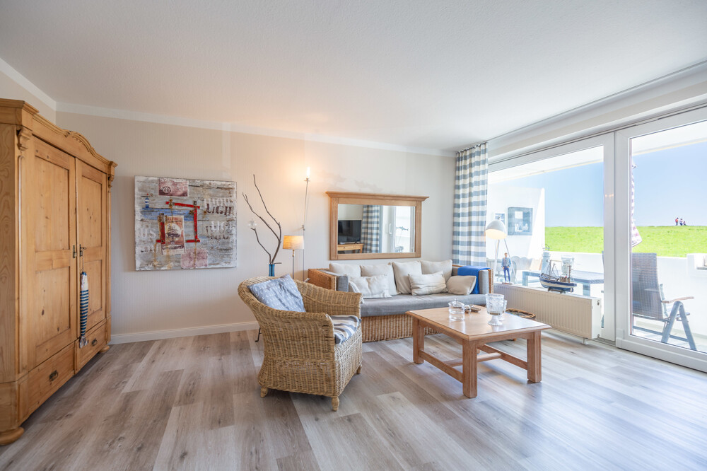 Wohnzimmer mit Deichblick