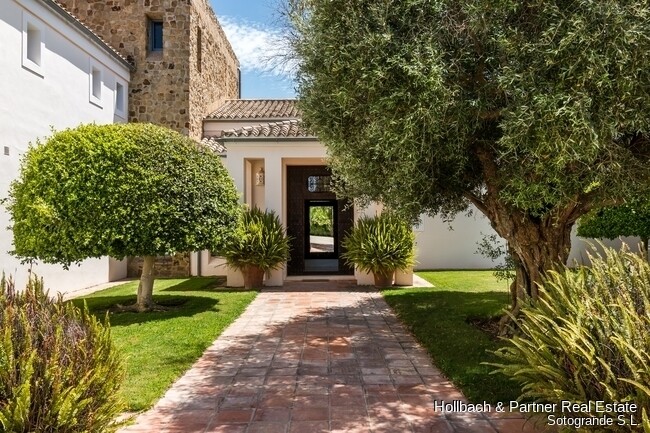 Front Exterior Entrance