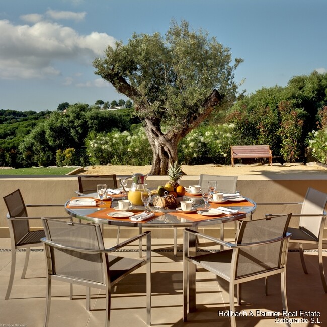 BBQ Terras front golf