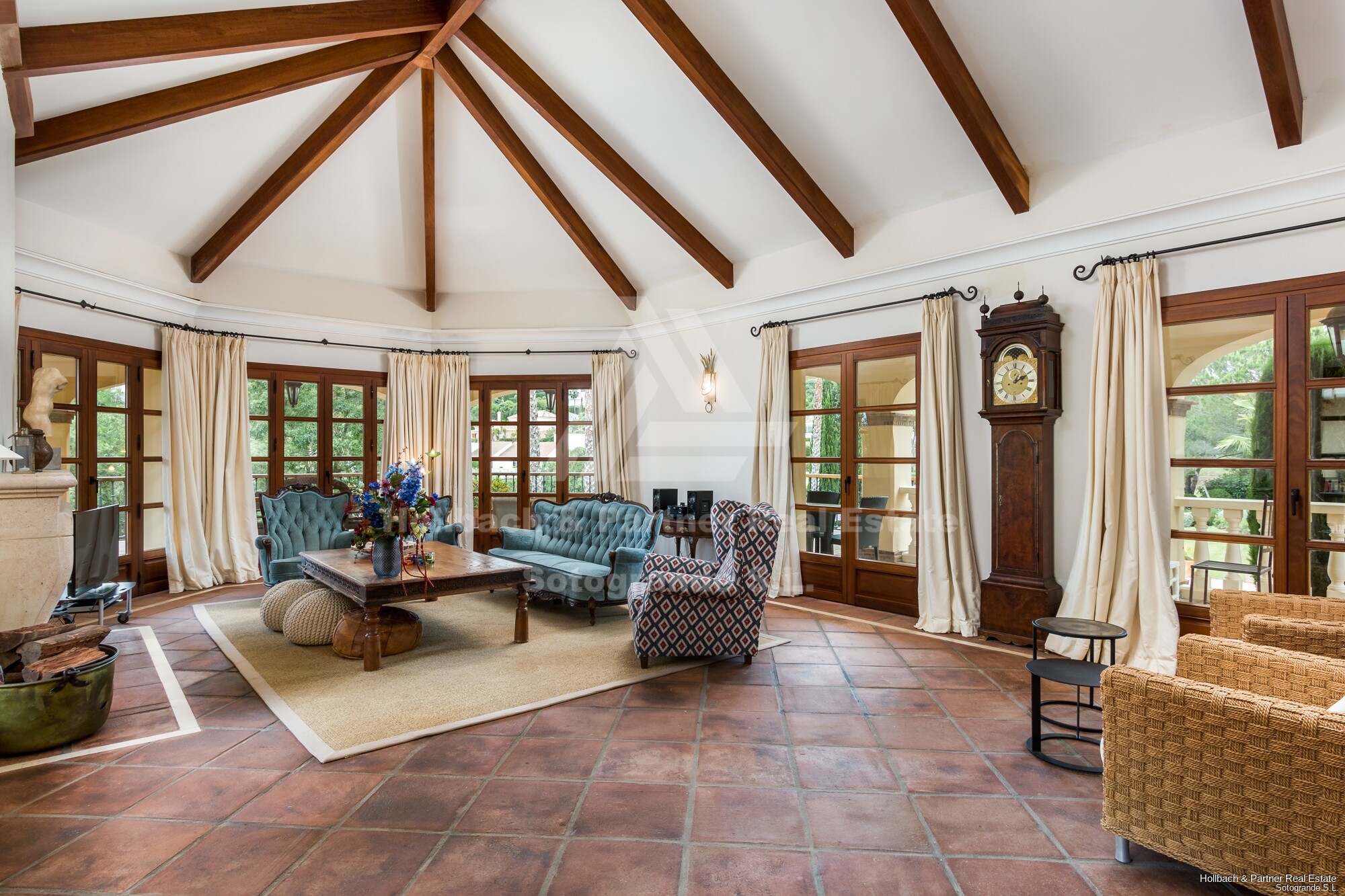 Living Area 1