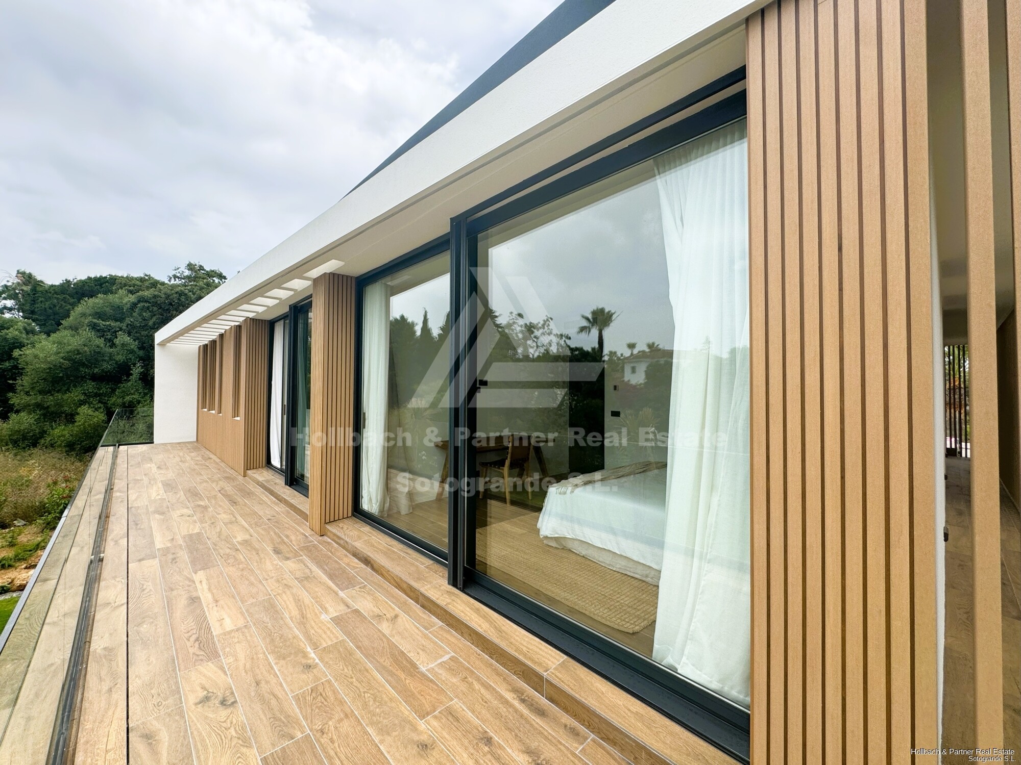 cafb9281-bd15-4775-98c9-7ec659da9489