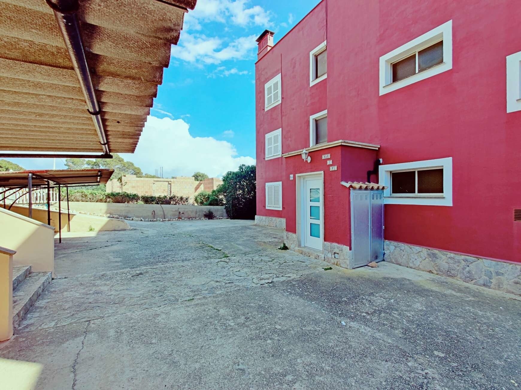 Schönes Apartment mit Meerblick in ruhiger Lage