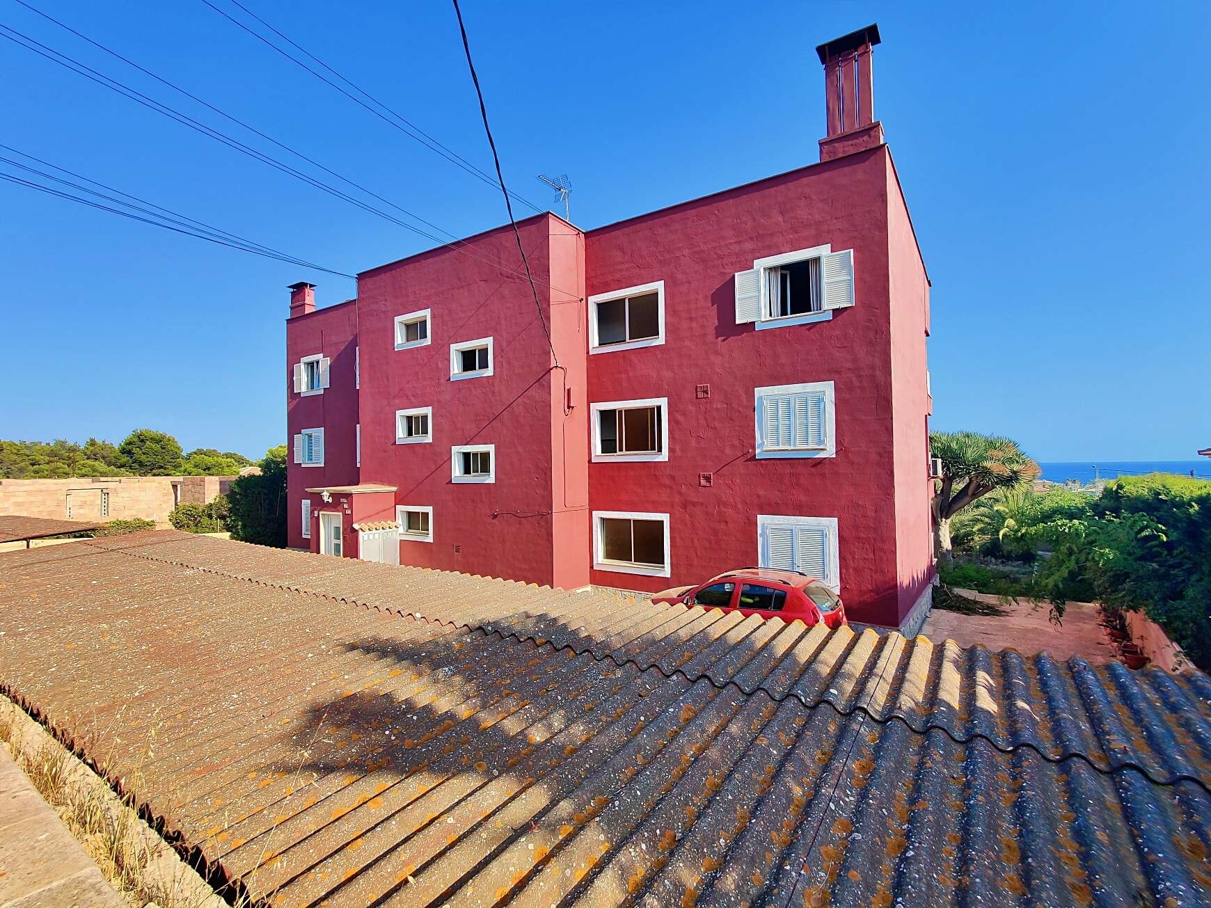 Schönes Apartment mit Meerblick in ruhiger Lage