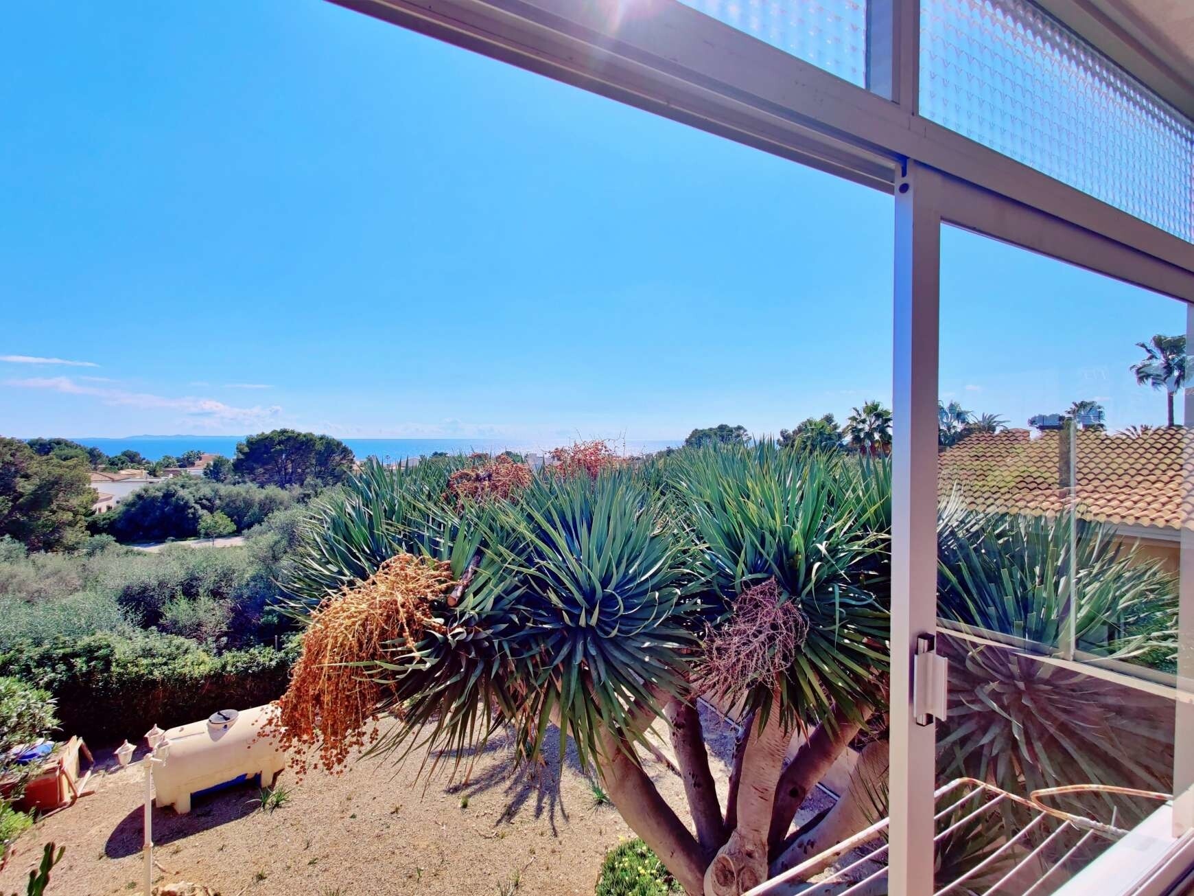 Schönes Apartment mit Meerblick in ruhiger Lage