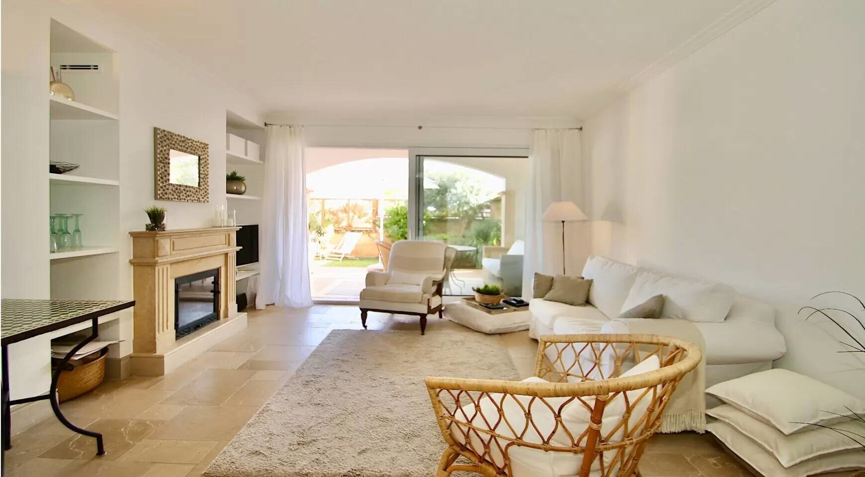 Piso con jardín en la residencia de lujo Gran Folies