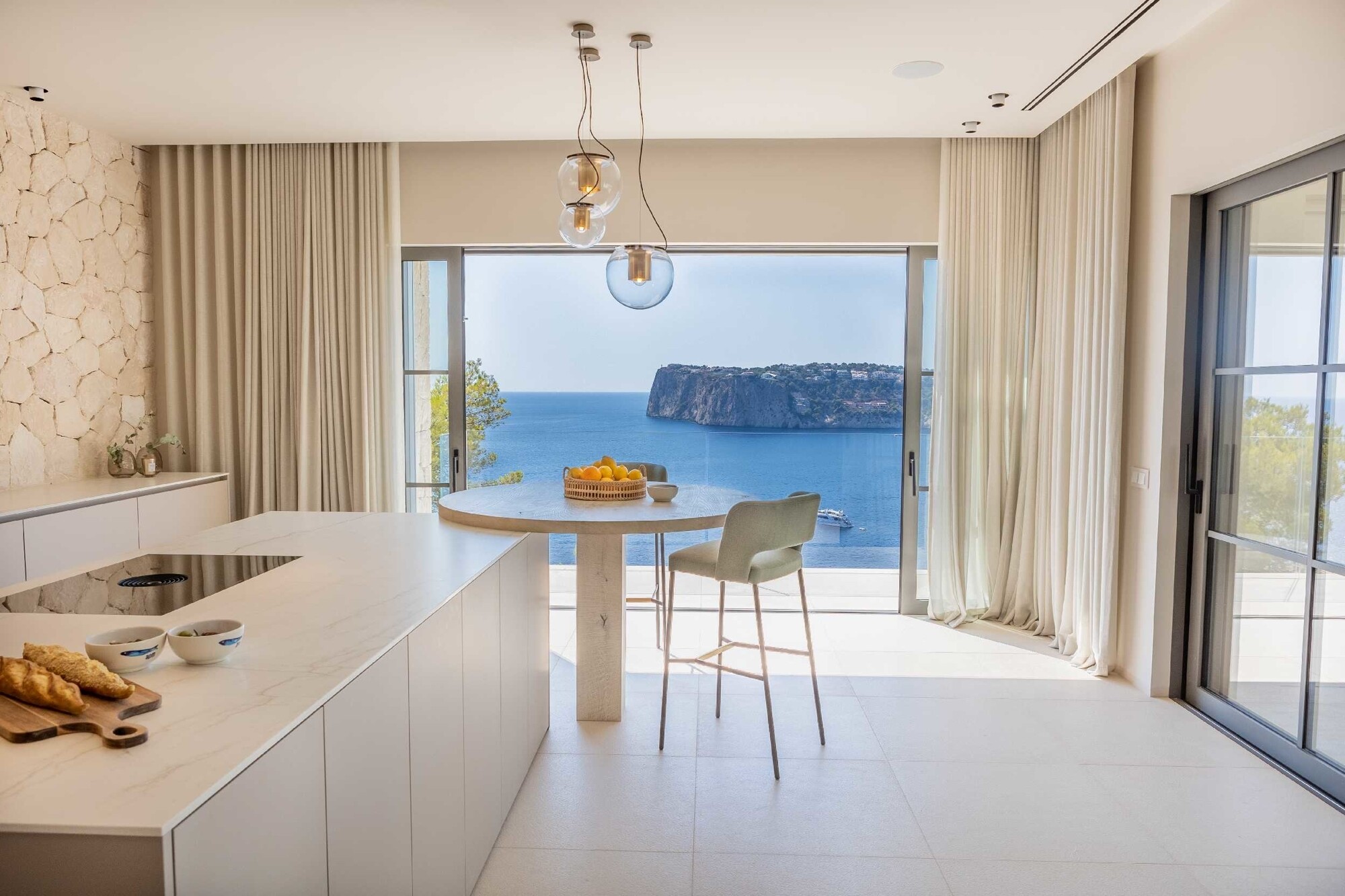 Dream villa with excellent facilities and sea view