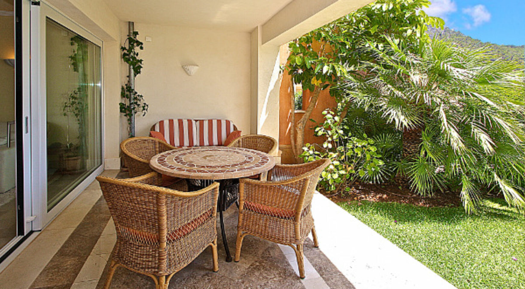 RENTED: Garden-Apartment in luxury residence Gran Folies