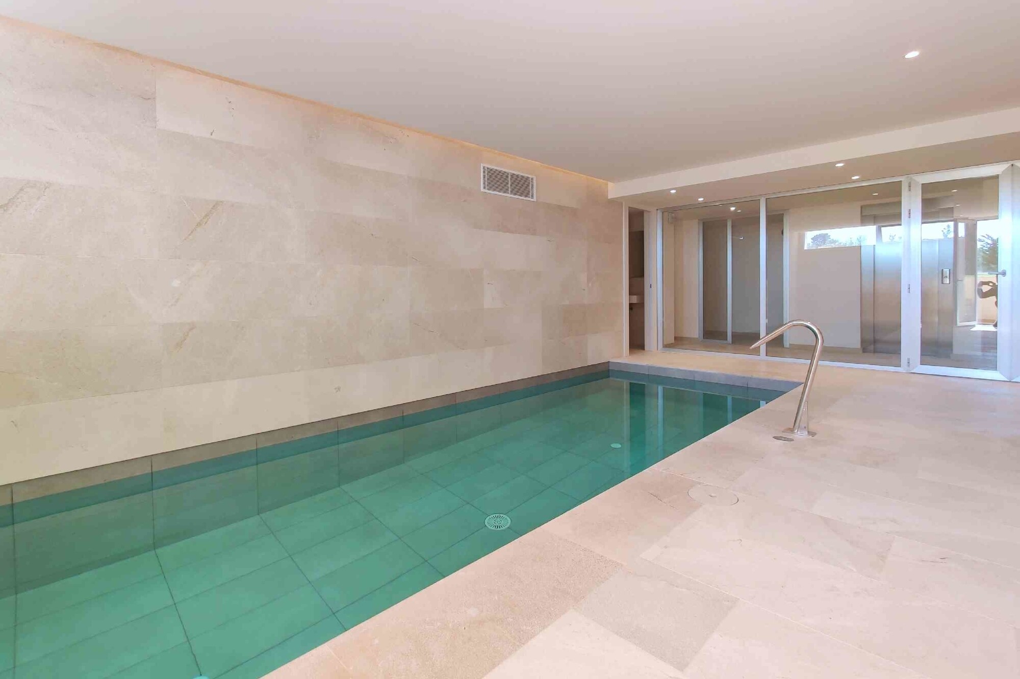 NEW CONSTRUCTION: Modern luxury villa with sea view