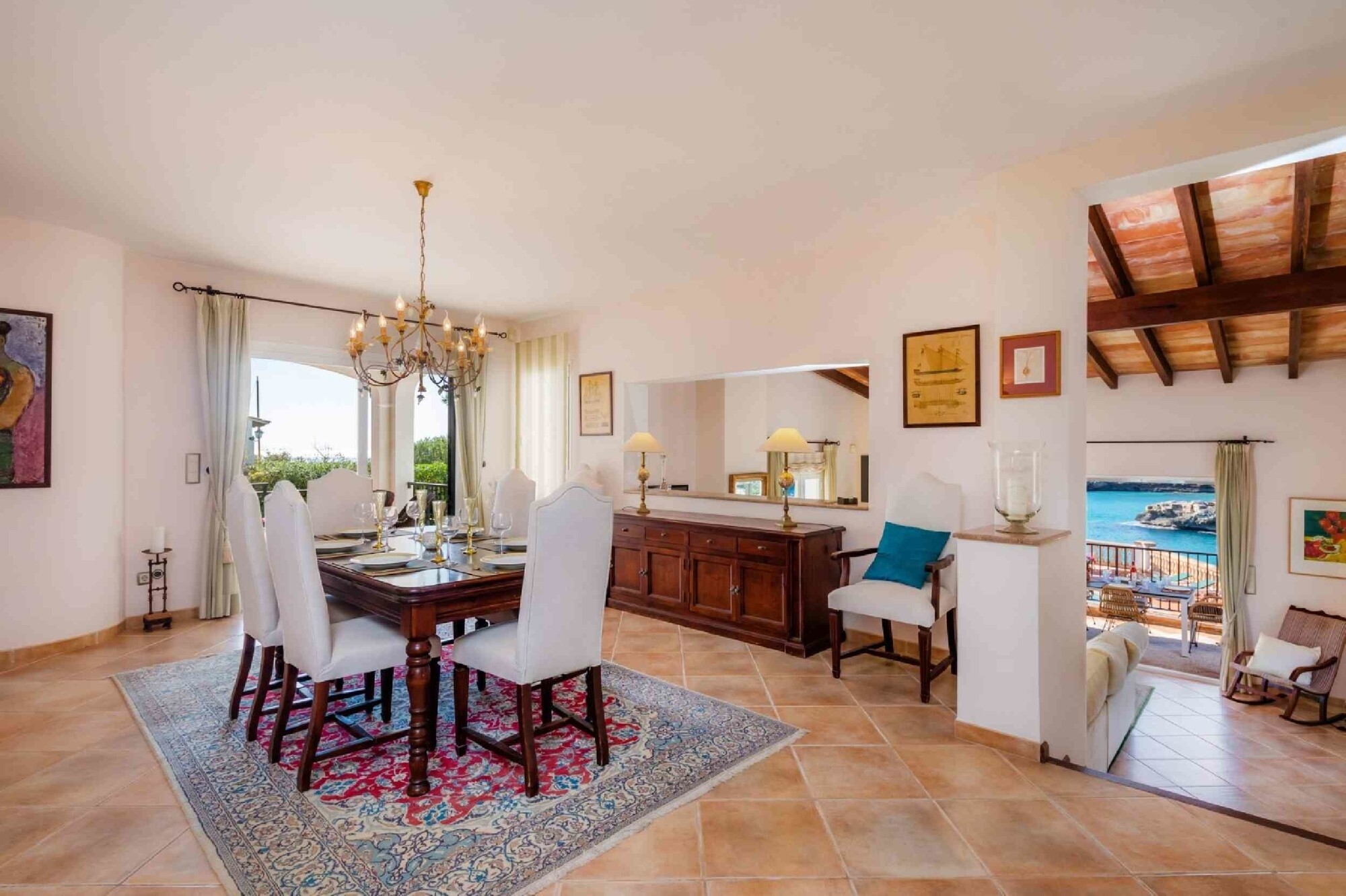 Villa in first sea line with vacation rental license