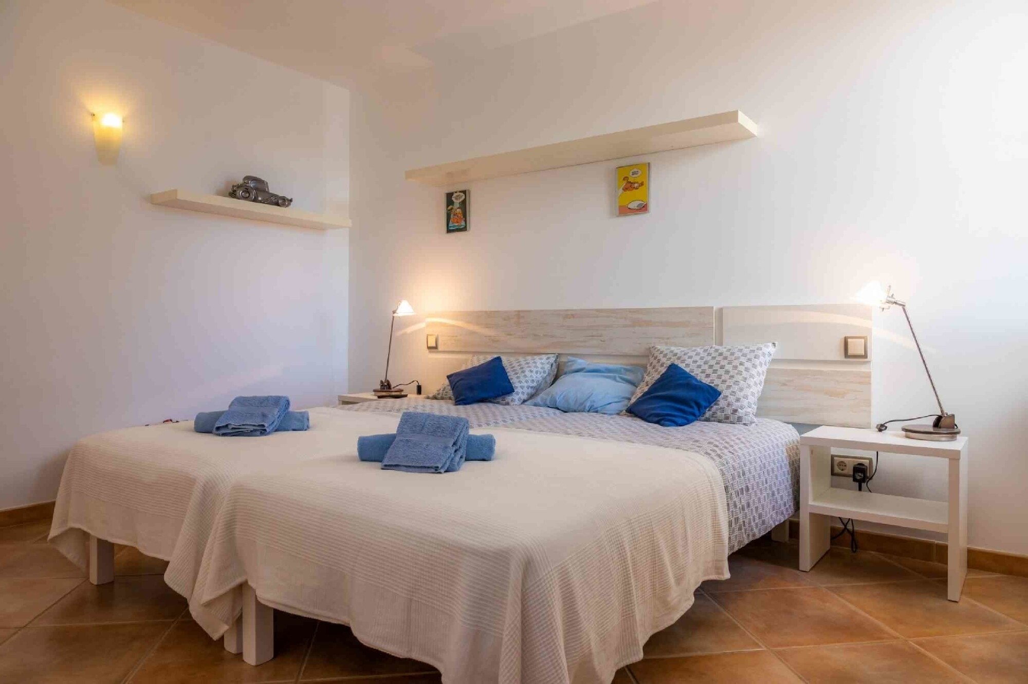 Villa in first sea line with vacation rental license
