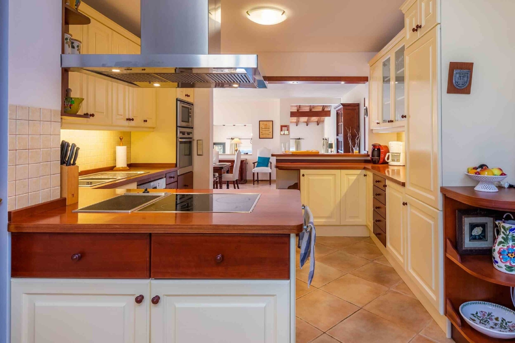 Villa in first sea line with vacation rental license
