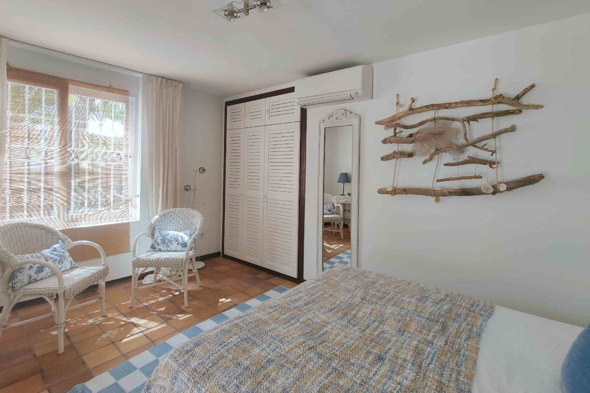 Dream villa by architect Rubio near the port