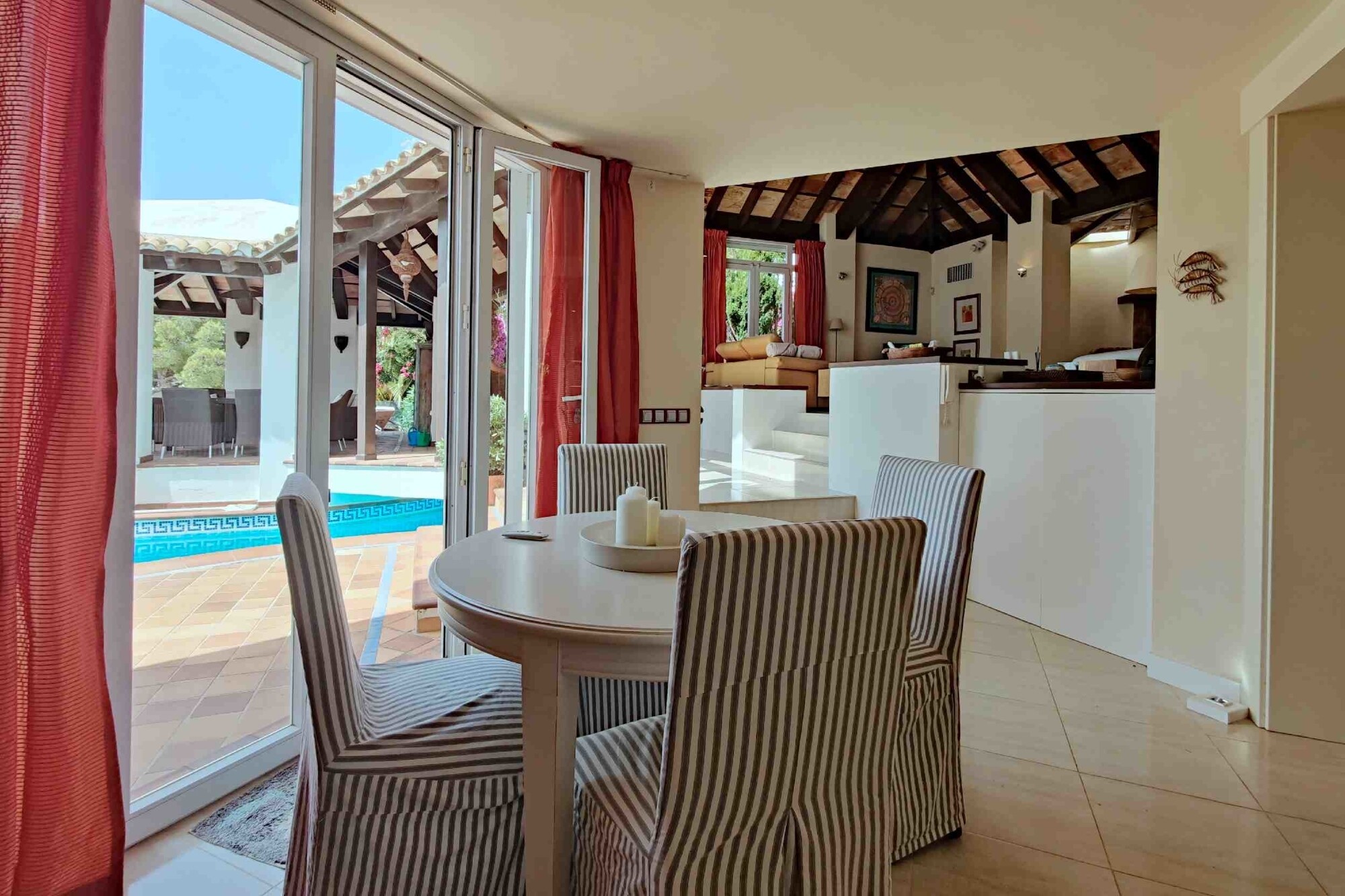 Dream villa by architect Rubio near the port