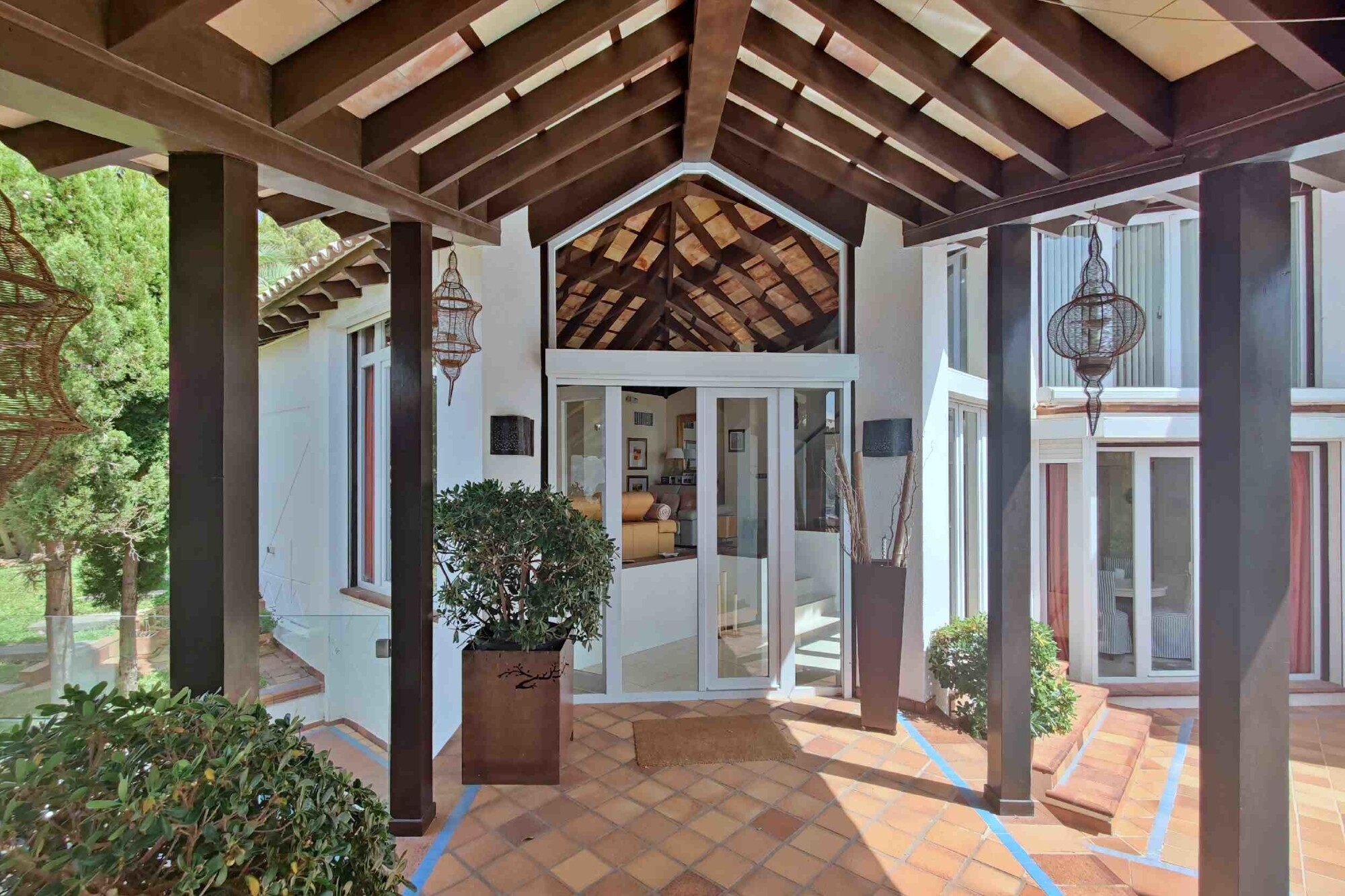 Dream villa by architect Rubio near the port