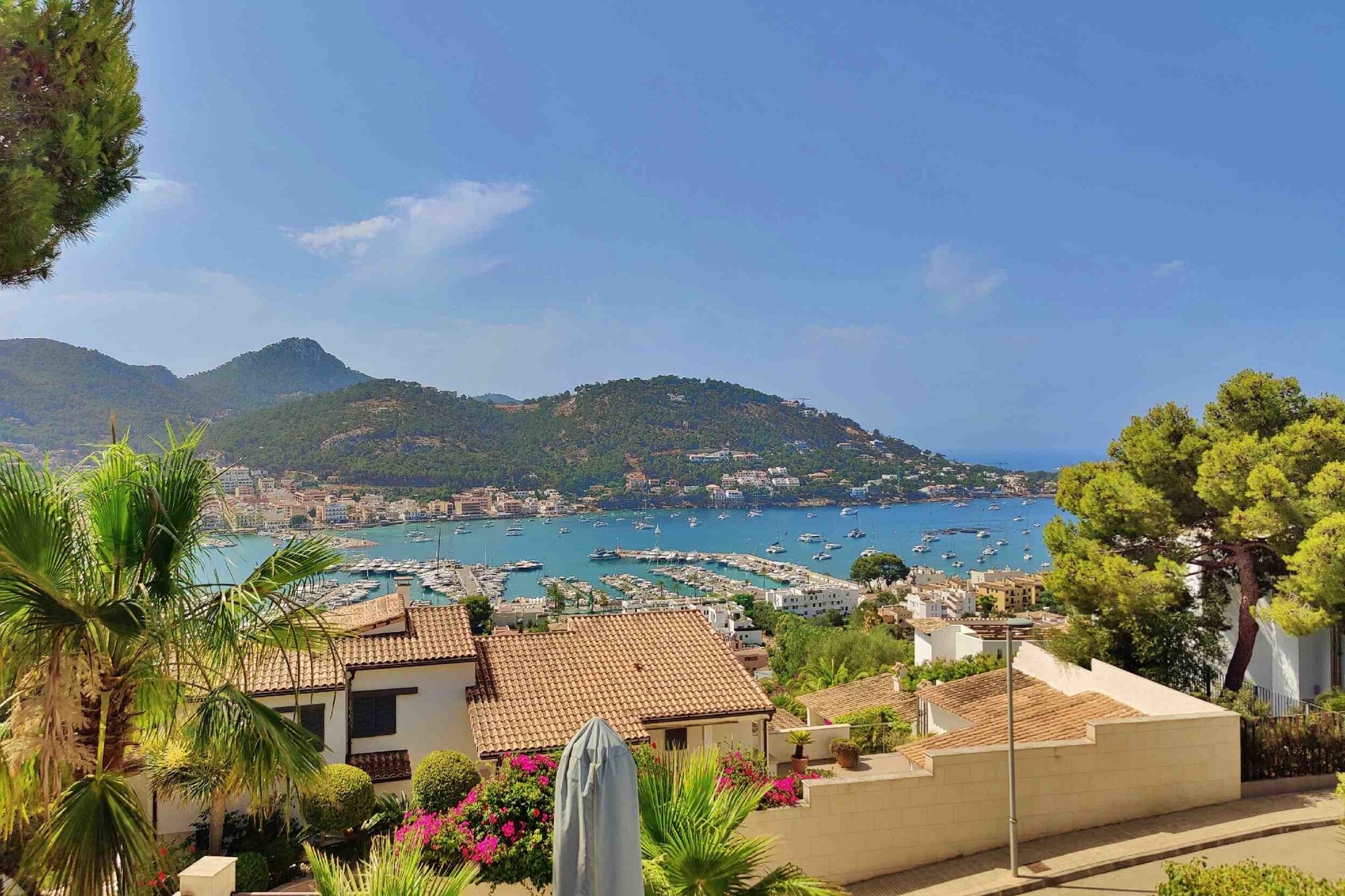 Dream villa by architect Rubio near the port