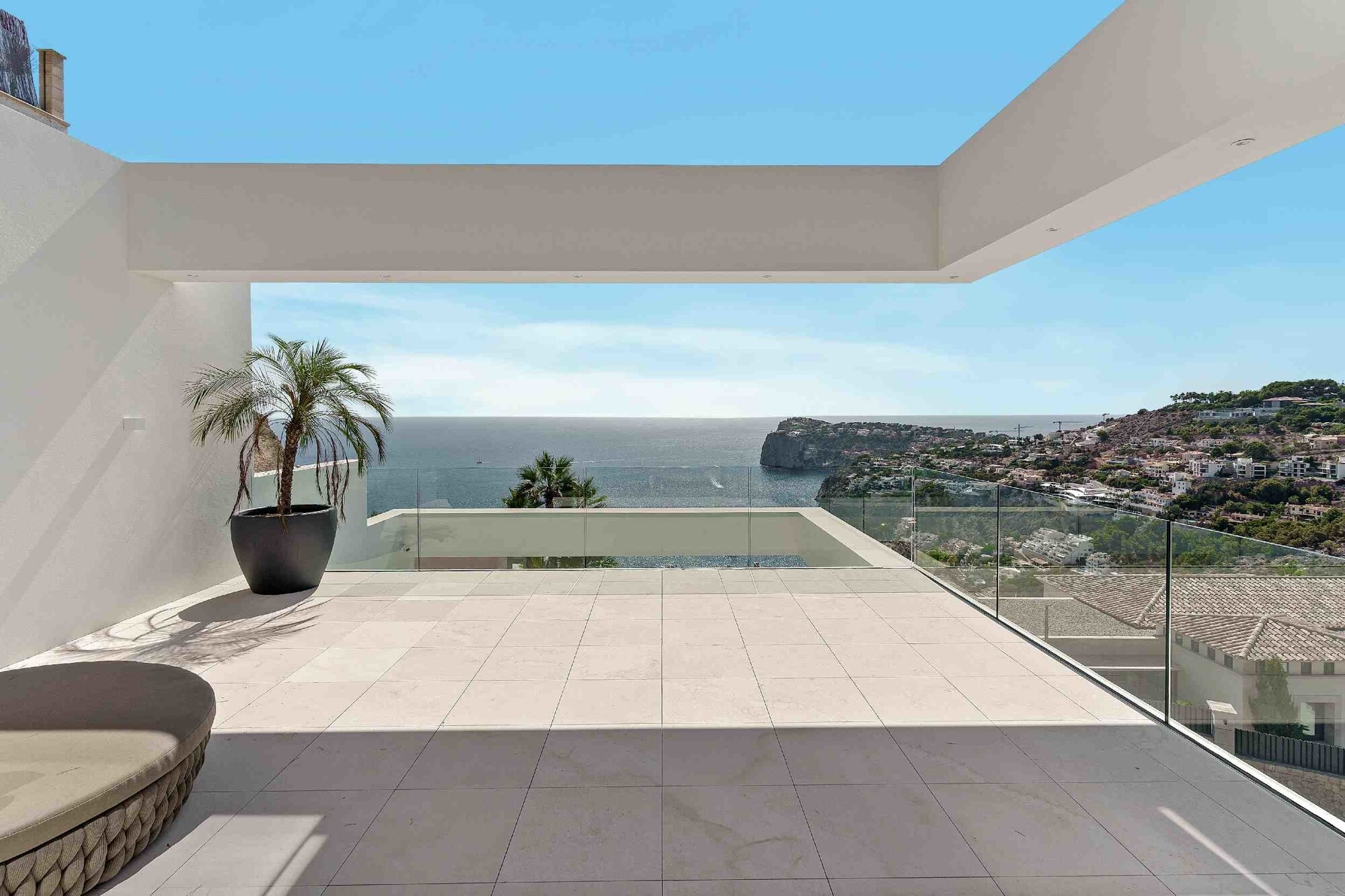 NEW CONSTRUCTION (UNDER CONSTRUCTION): Modern luxury villa in Cala Llamp