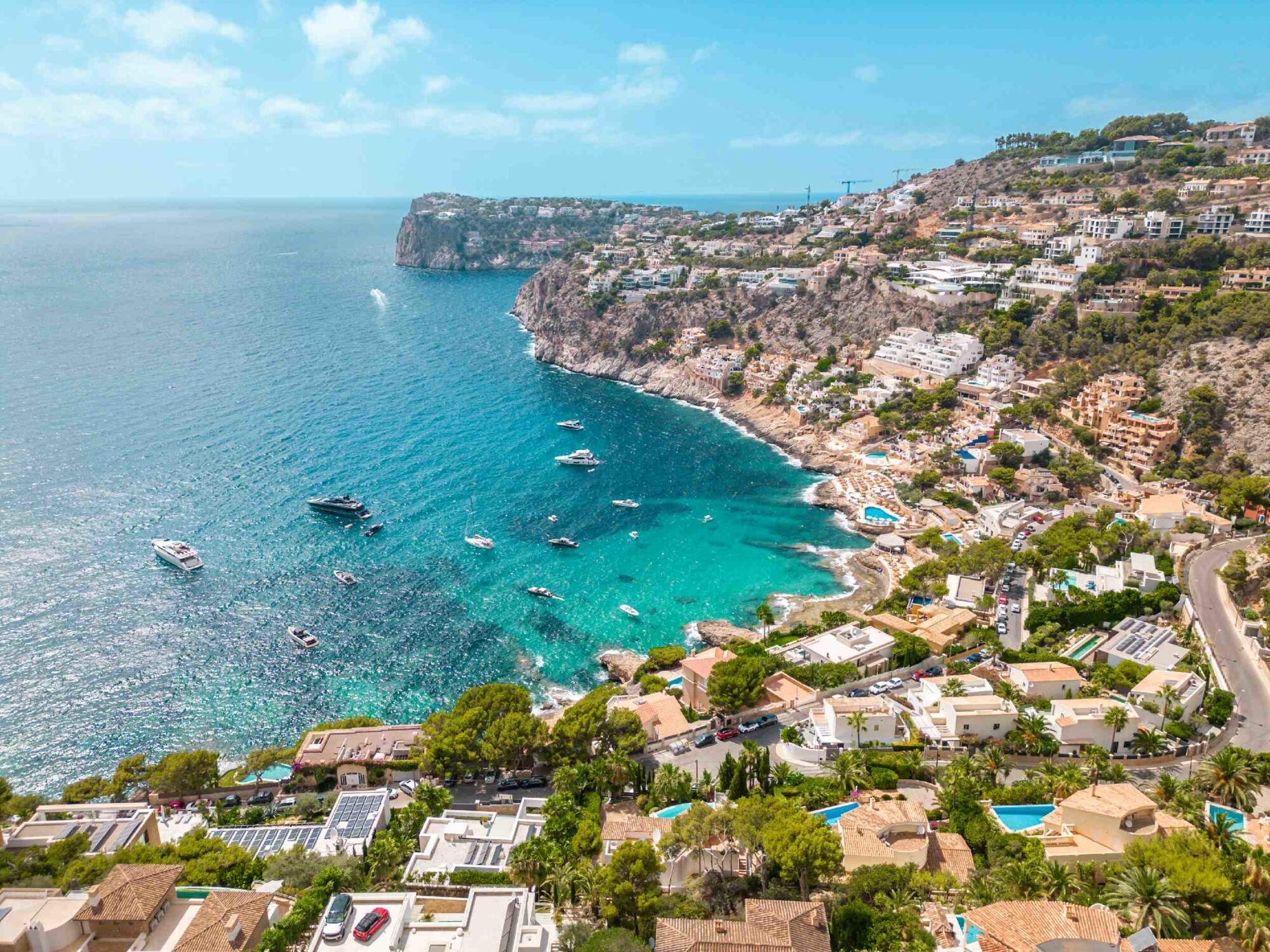 NEW CONSTRUCTION (UNDER CONSTRUCTION): Modern luxury villa in Cala Llamp