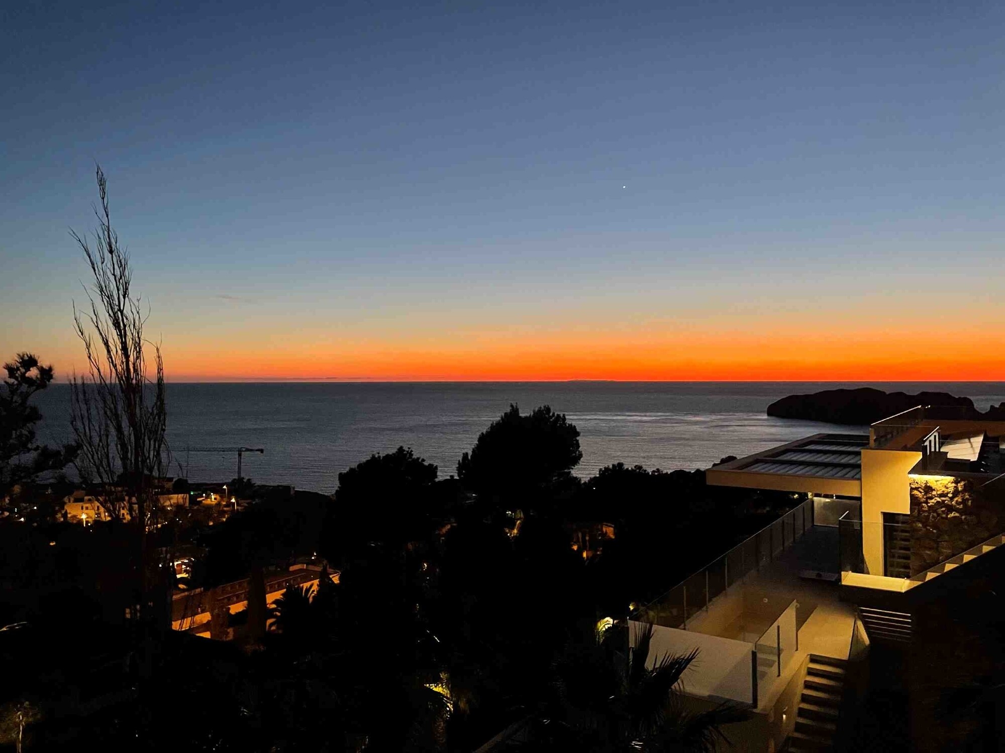 NEW CONSTRUCTION (under construction): Modern luxury villa with dream sea view