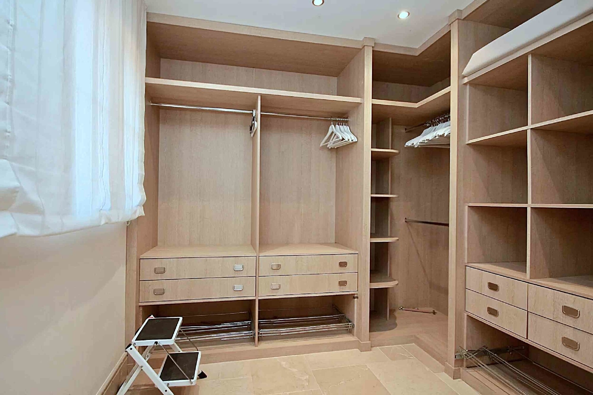 MIETE: Vollausgestattetes Penthouse in Luxus-Residenz Gran Folies