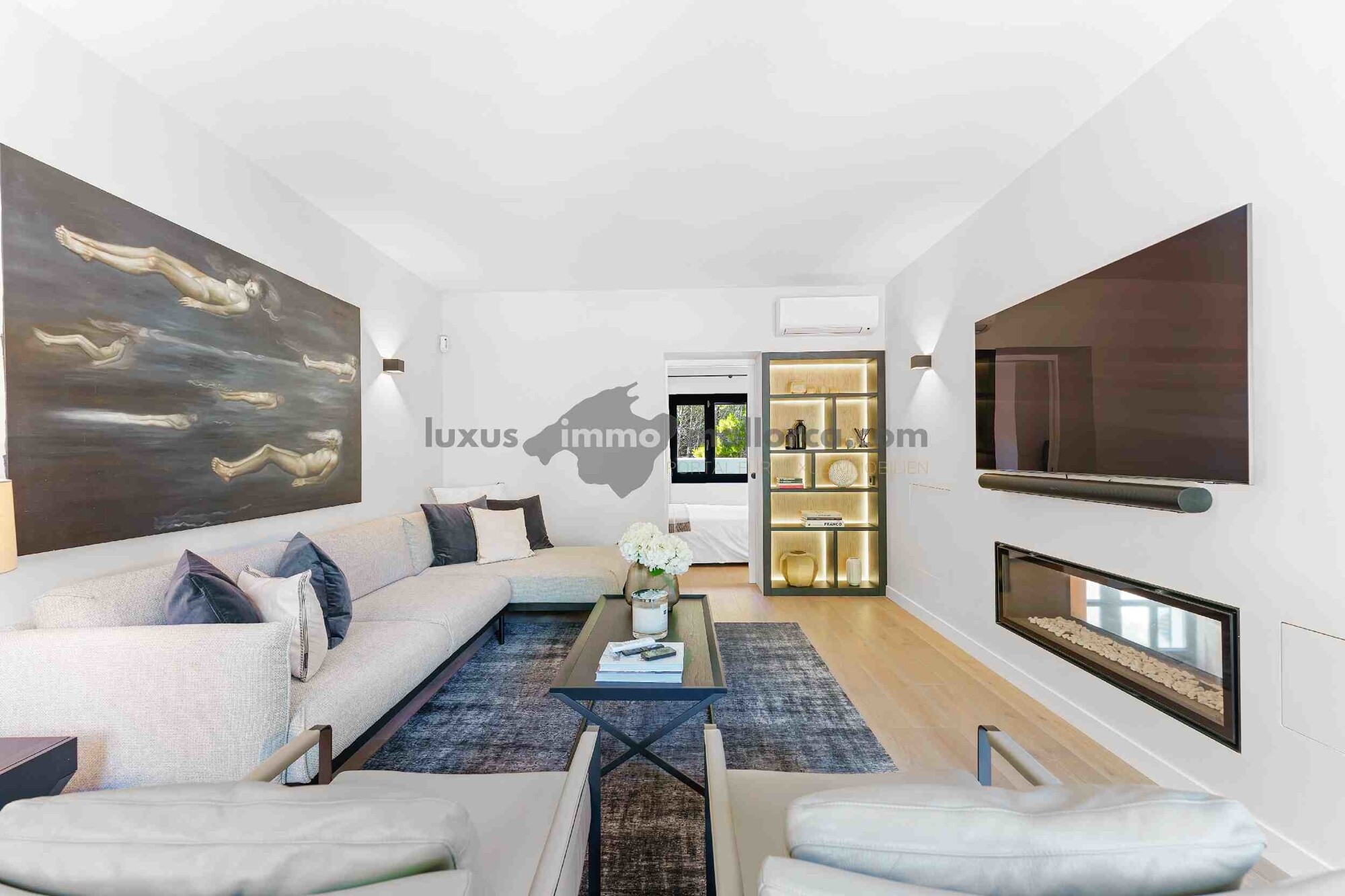 Modernized villa near the marina