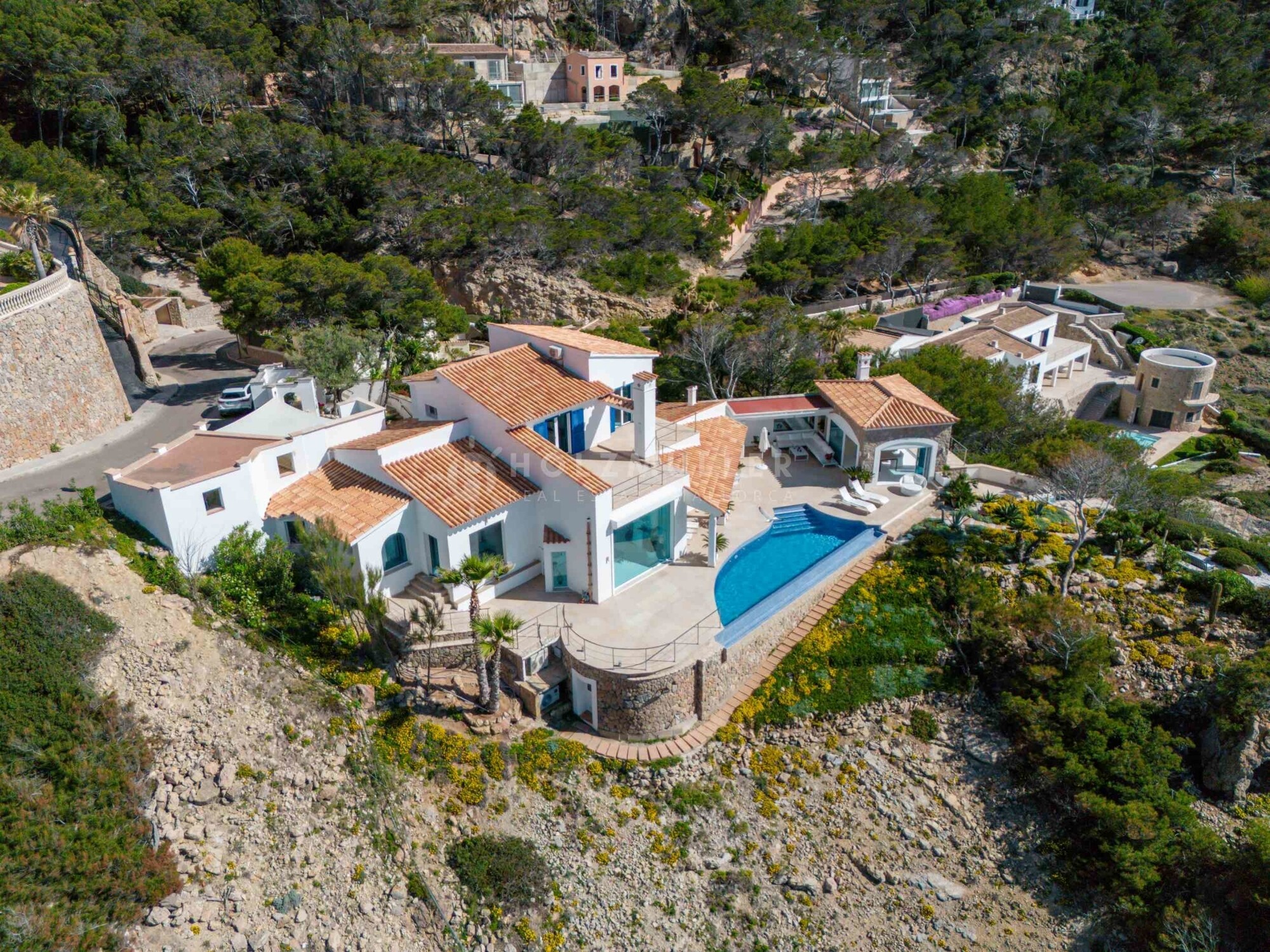 Villa in erster Meereslinie mit Blick auf die Insel Dragonera