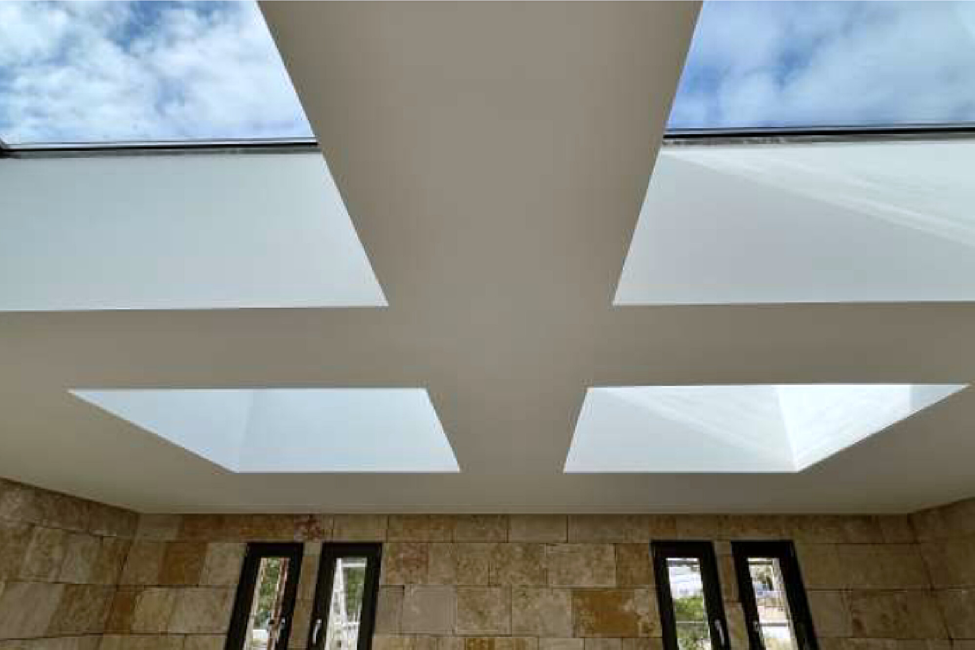 NEW CONSTRUCTION (Finished): Modern luxury villa