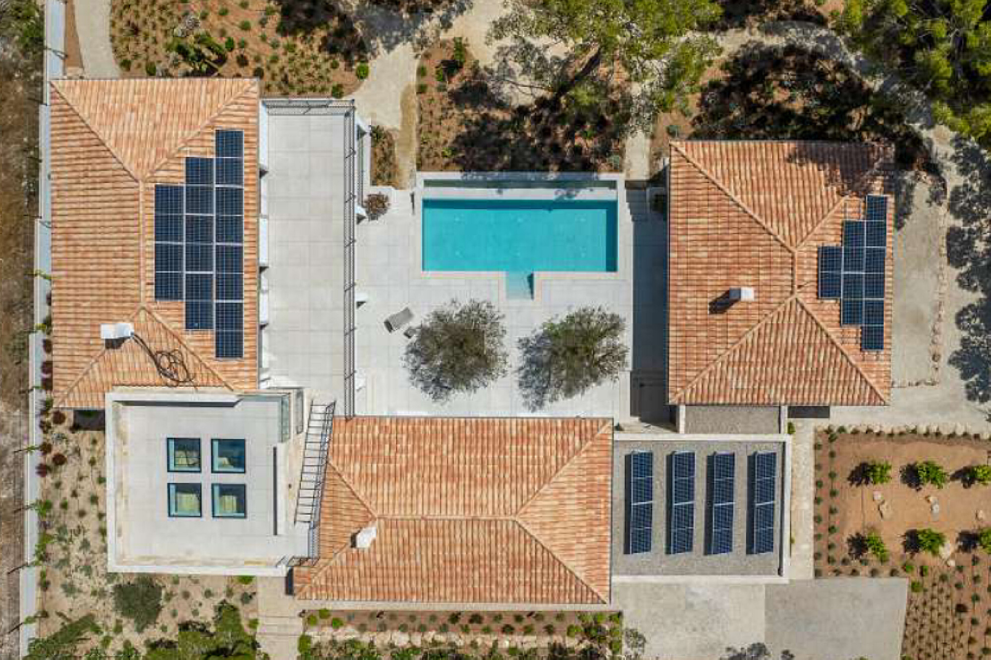 NEW CONSTRUCTION (Finished): Modern luxury villa
